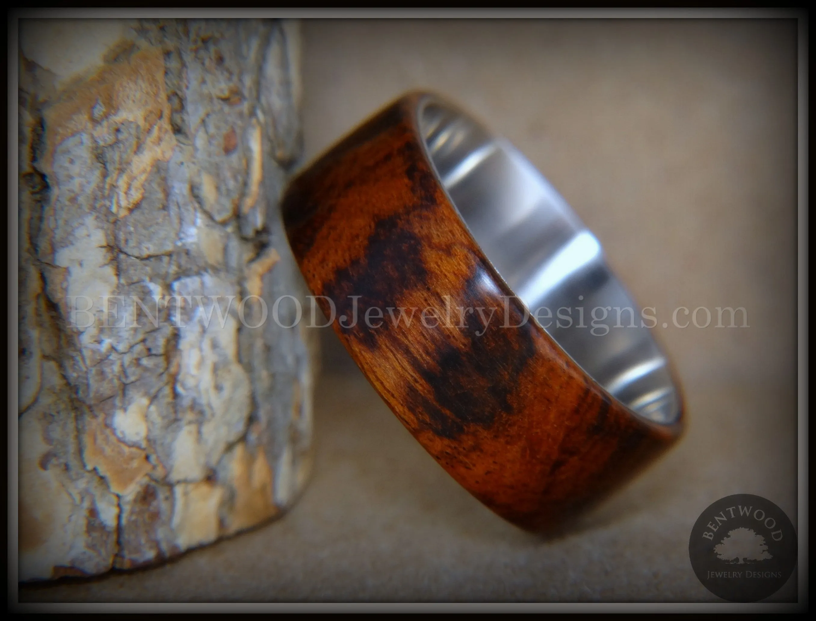 Bentwood Ring - Snake-Skin Snake Wood Ring on Titanium Steel Comfort Fit Metal Core     ***  Limited Supply  ***