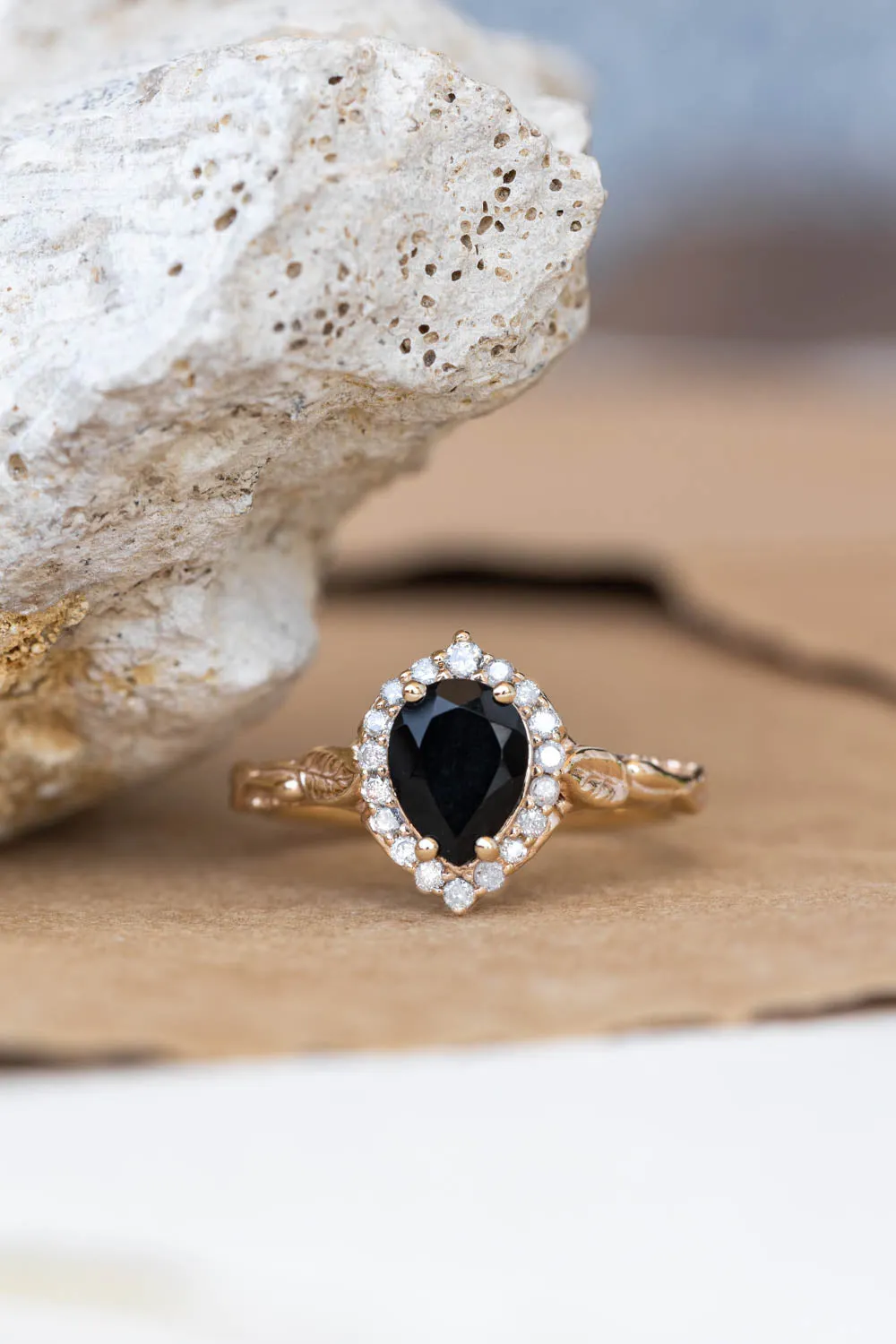 Black spinel with salt and pepper diamonds halo engagement ring / Florentina