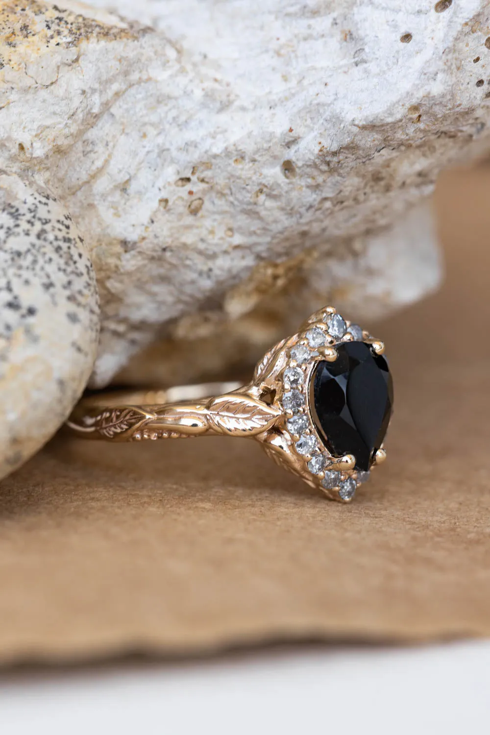 Black spinel with salt and pepper diamonds halo engagement ring / Florentina