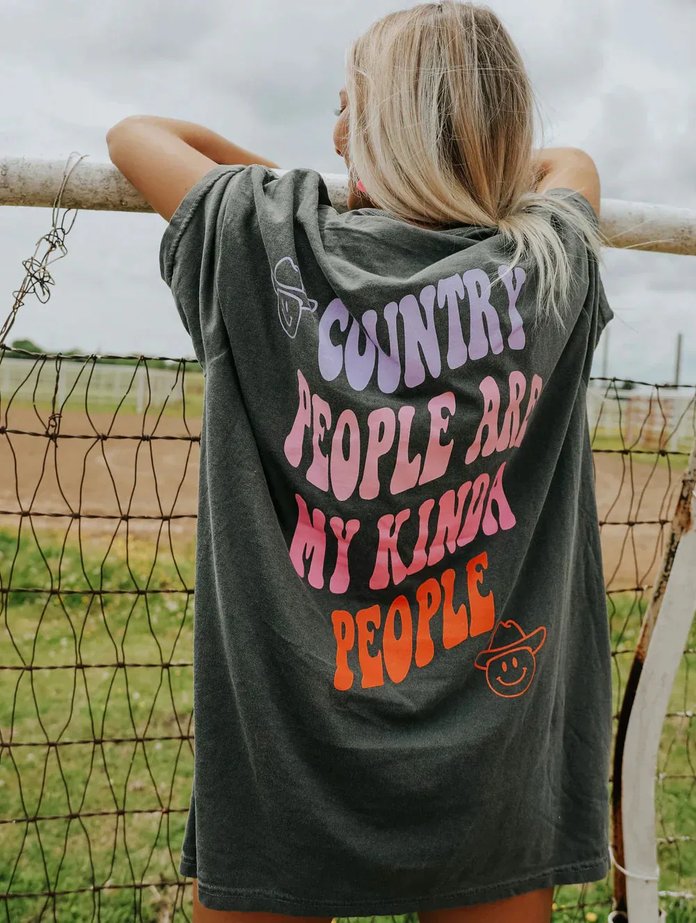 Country People Are My Kind Of People Graphic Tee