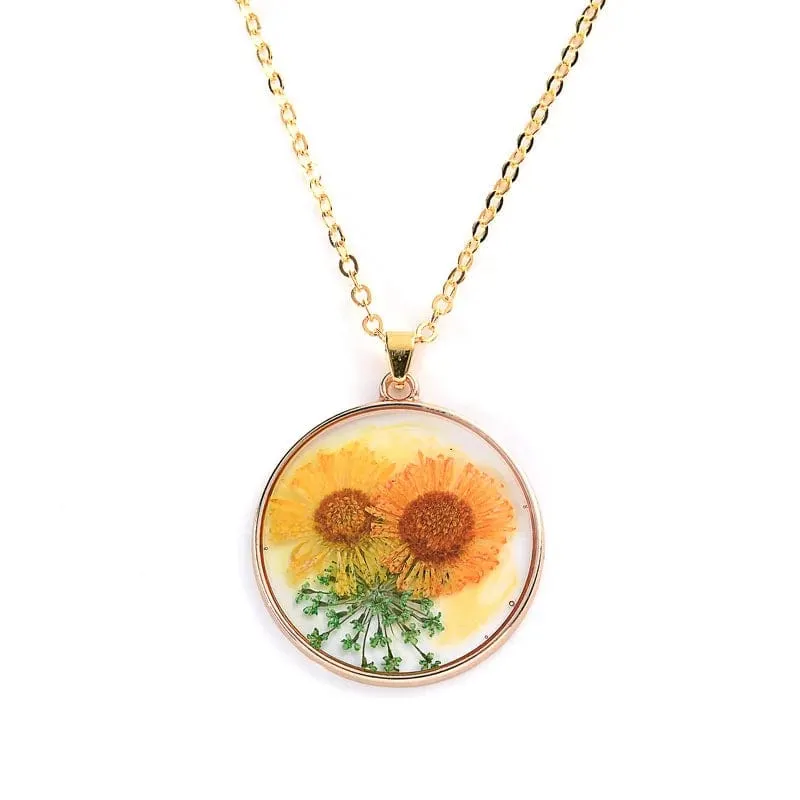 Flower Pendant Necklace