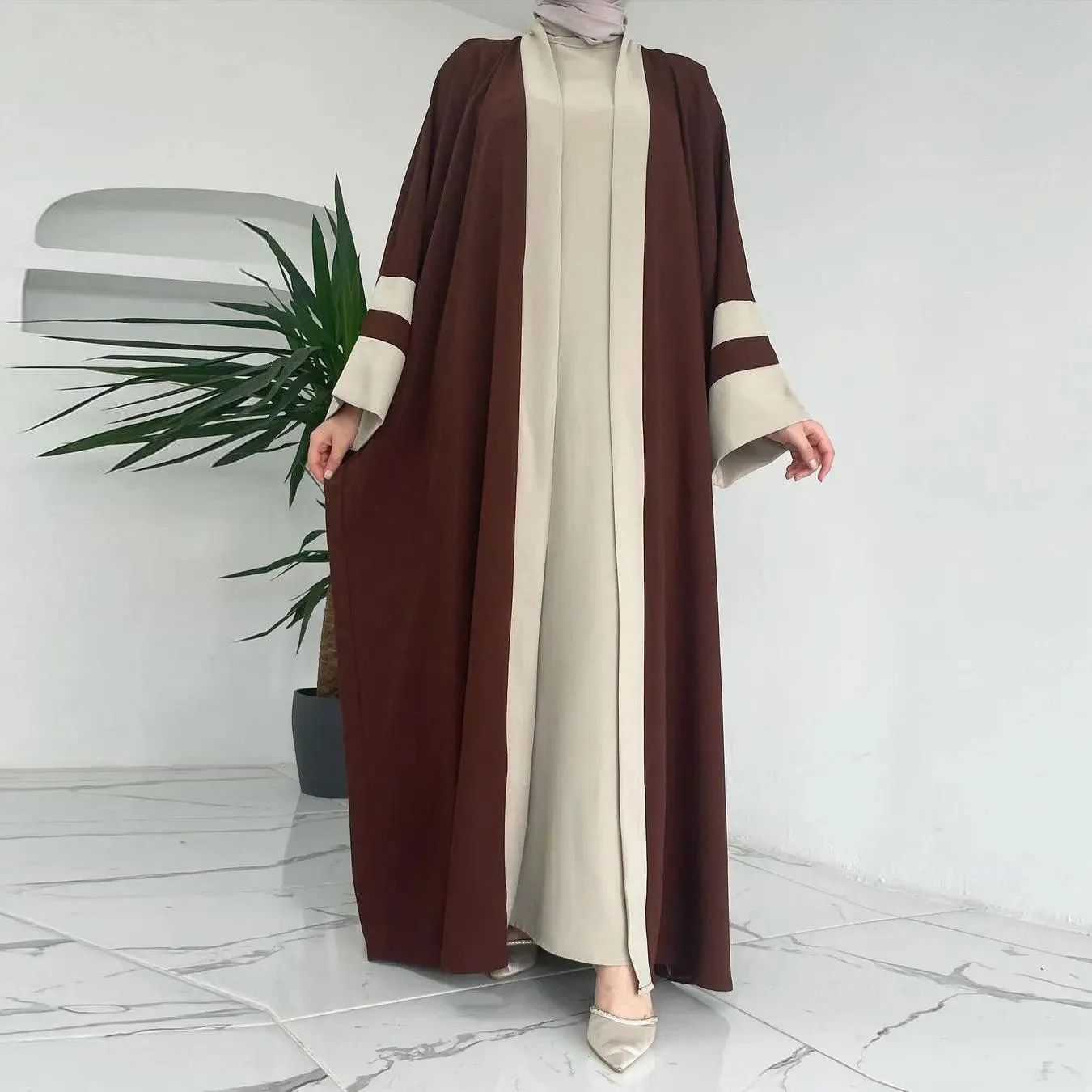 MOA045 Two-Color Splicing Open Abaya 2-Piece Set