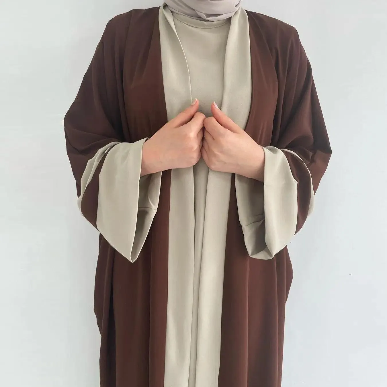 MOA045 Two-Color Splicing Open Abaya 2-Piece Set