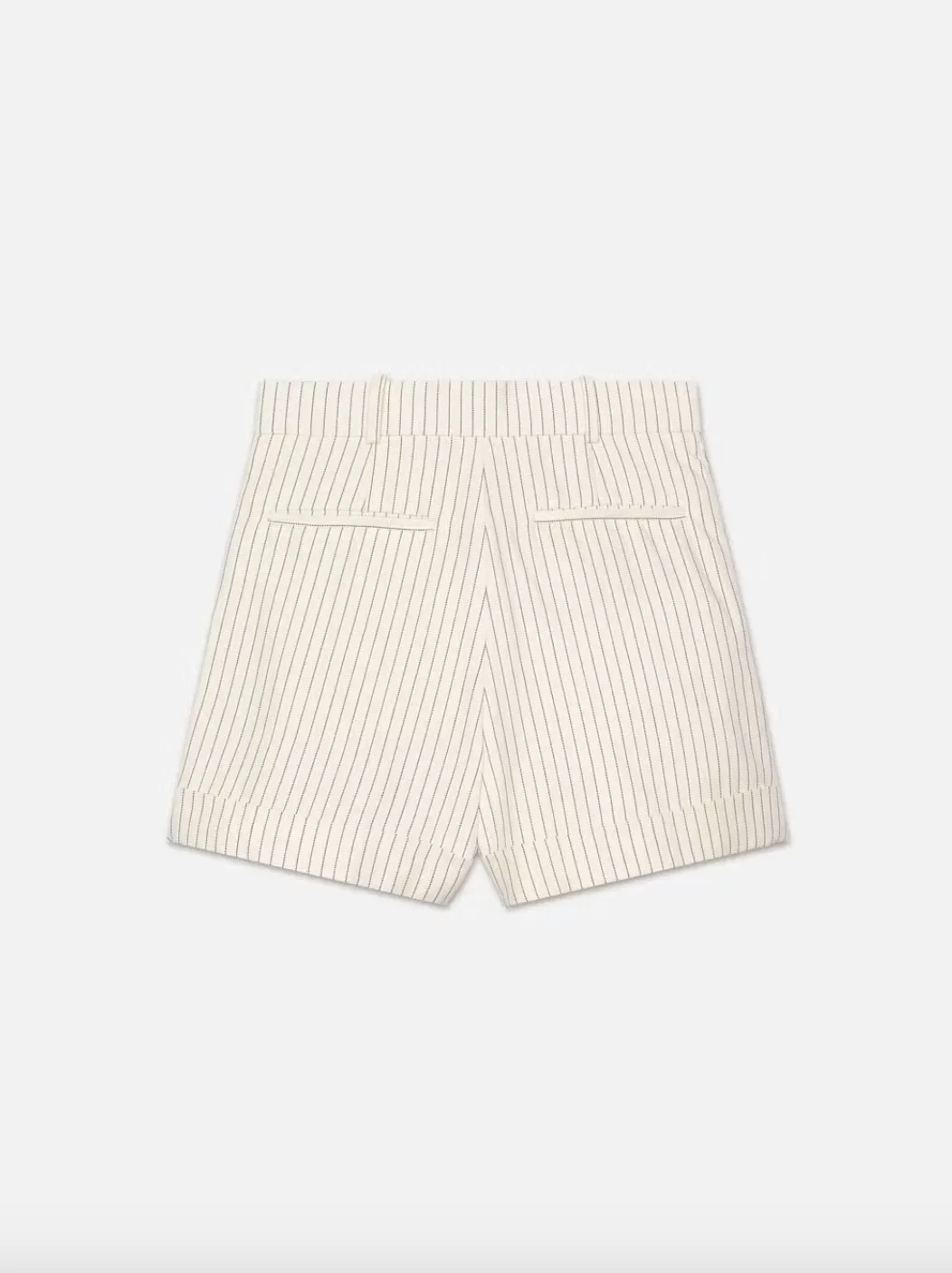 Pleated Wide Cuff Short