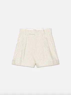 Pleated Wide Cuff Short