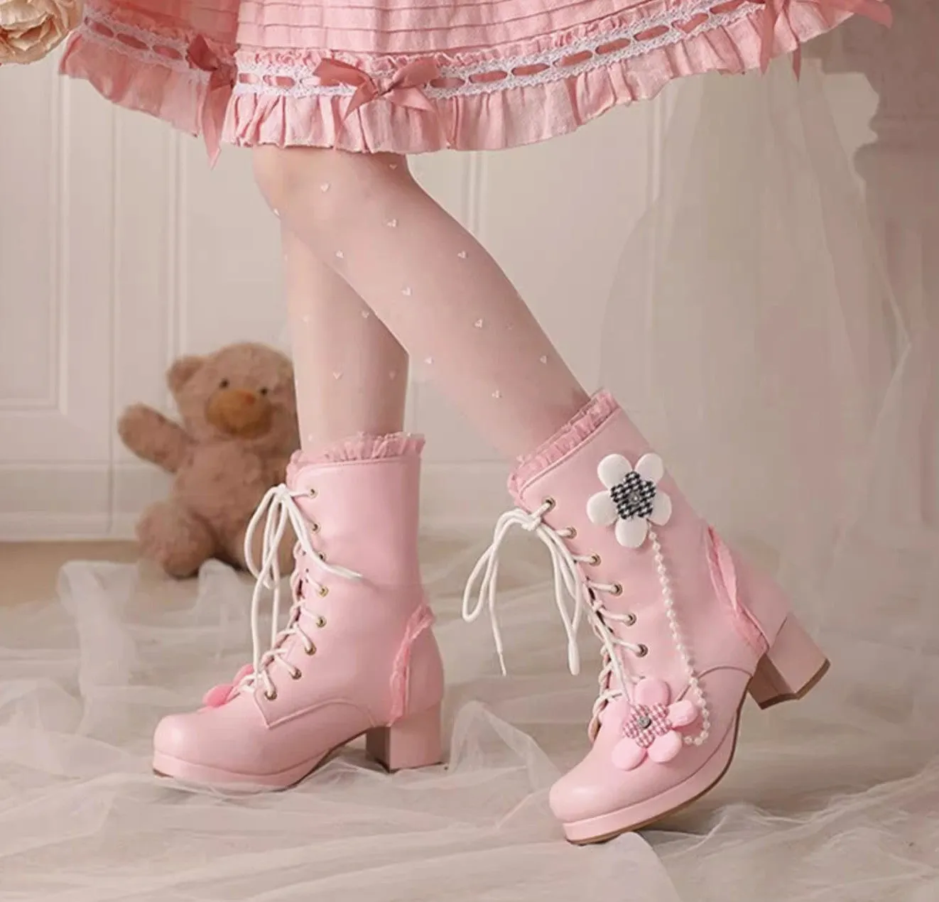 Pretty Flowers Boots PN6181