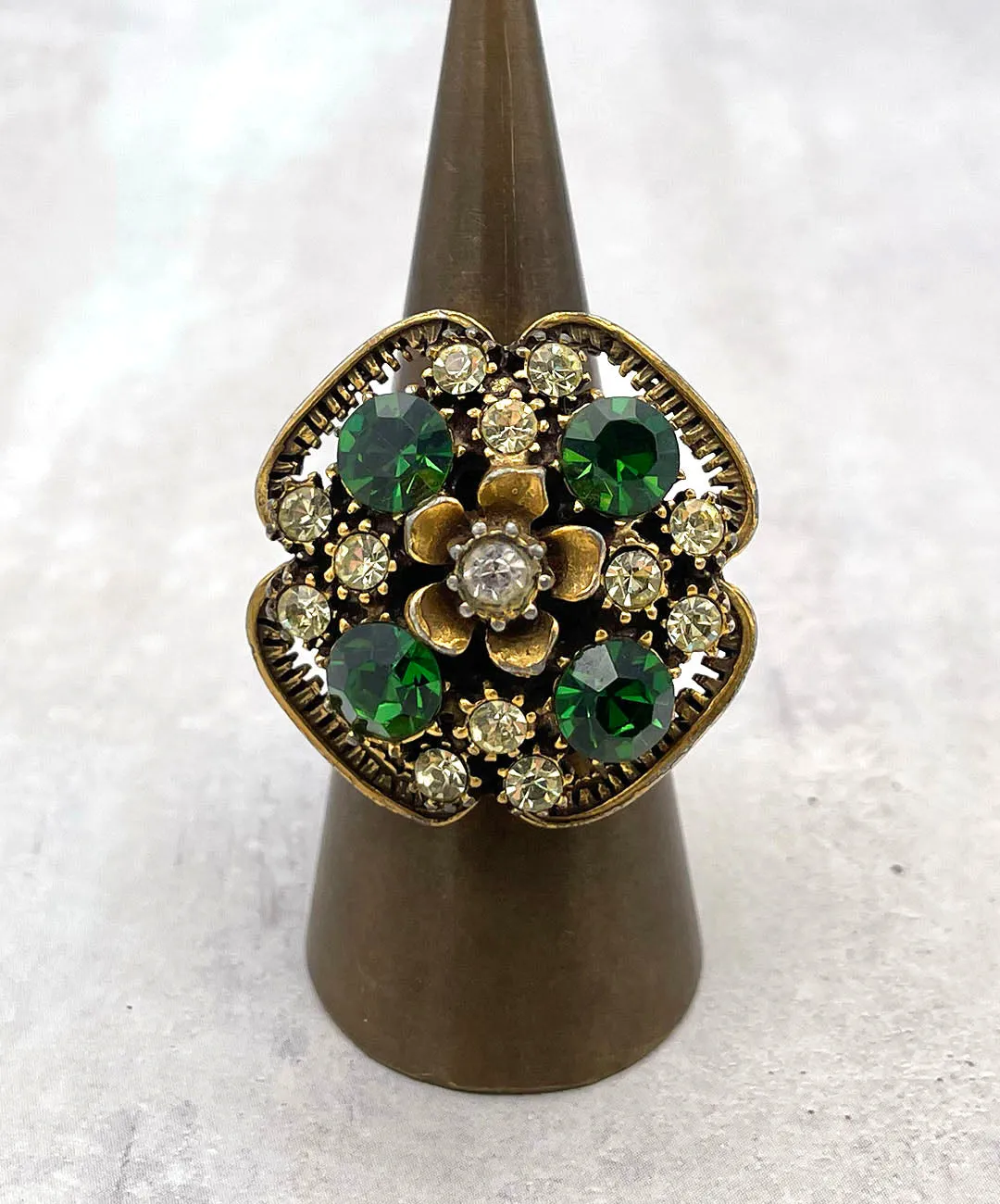 【USA輸入】ヴィンテージ FLORENZA フラワー グリーン ビジュー リング/Vintage FLORENZA Flower Green Bijou Ring