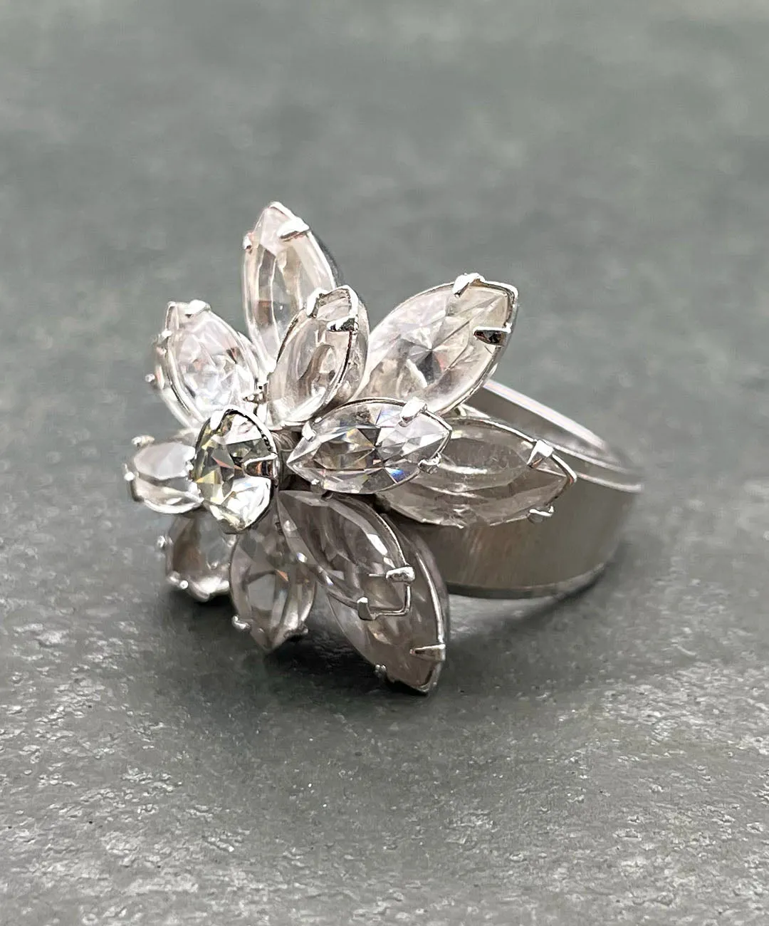 【USA輸入】ヴィンテージ クリアビジュー フラワー リング/Vintage Clear Bijou Flower Ring