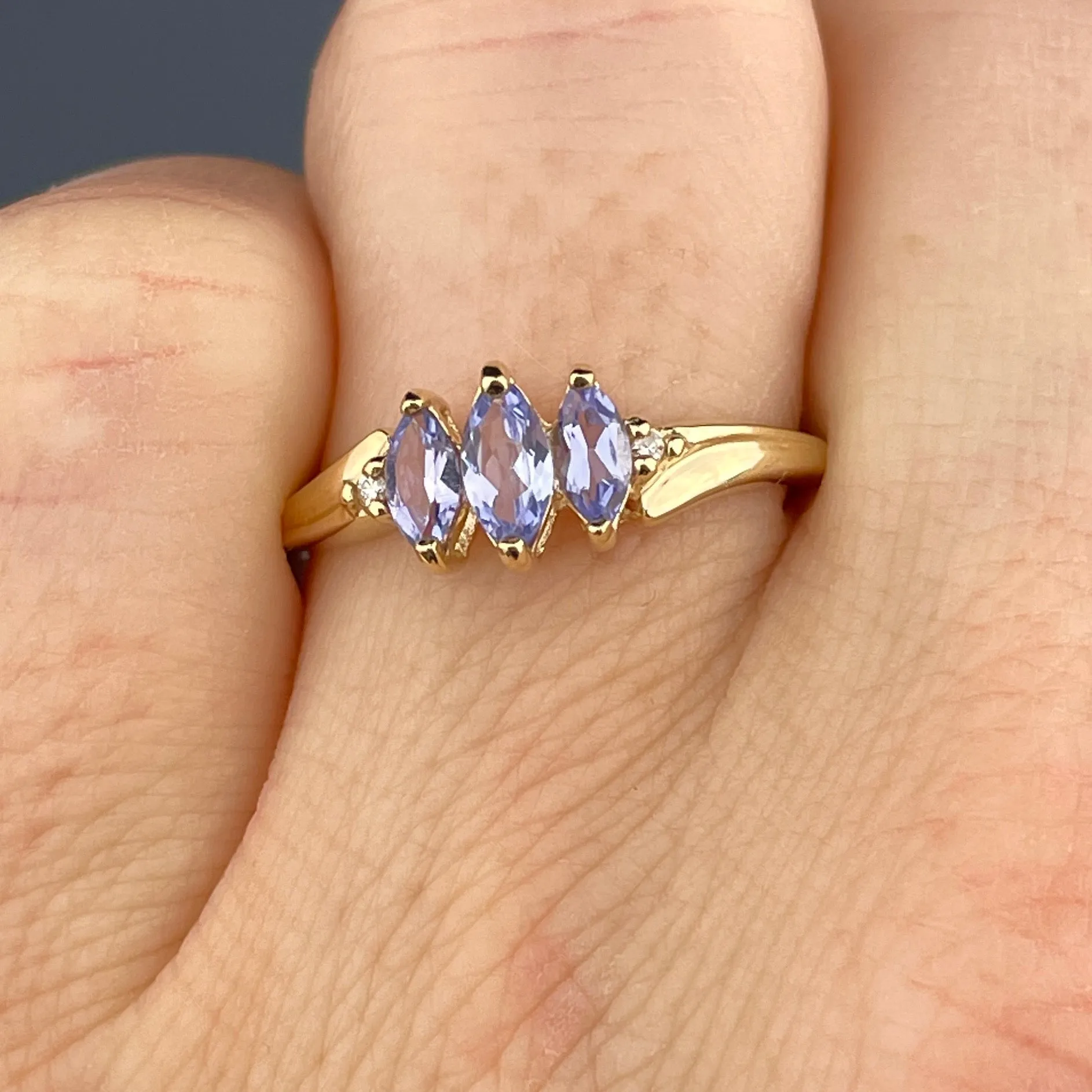 Vintage 10K Gold Diamond Tanzanite Three Stone Ring, Sz 6 3/4