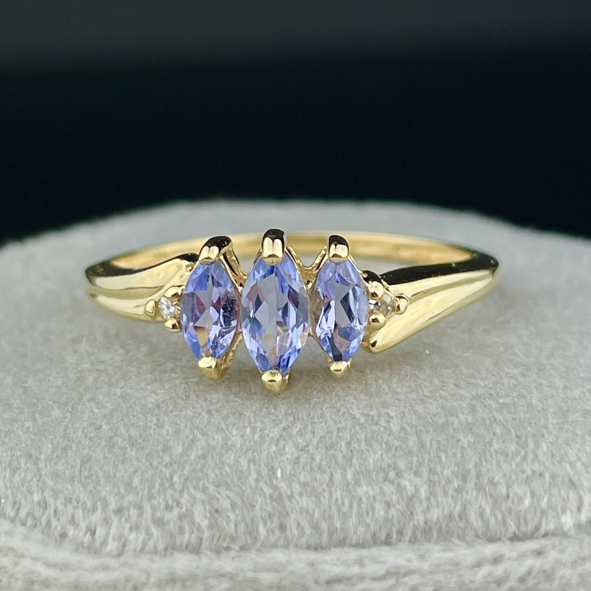 Vintage 10K Gold Diamond Tanzanite Three Stone Ring, Sz 6 3/4